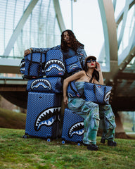 MIDNIGHT MAGIC SHARKS IN PARIS HARD SHELL FULL-SIZE LUGGAGE