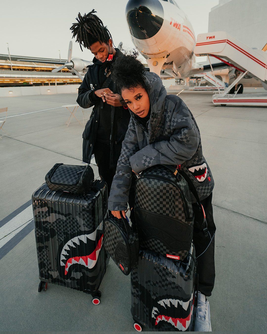 3AM SHARKNAUTICS 2 PC LUGGAGE SET