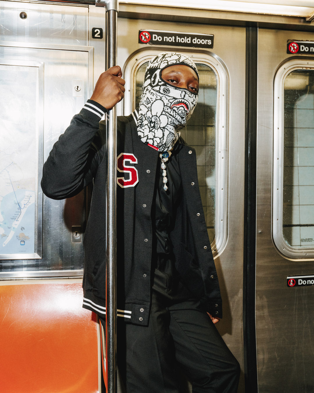 DOODLE SHARK SKI MASK