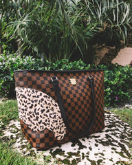 A.i.3 THE LEGACY TOTE